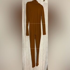 Women’s L Brown Jumpsuit Long Sleeve Pearl Button/Zip Back Closure Turtleneck